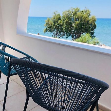 Mini Villas Avra Keratókambos Eksteriør billede