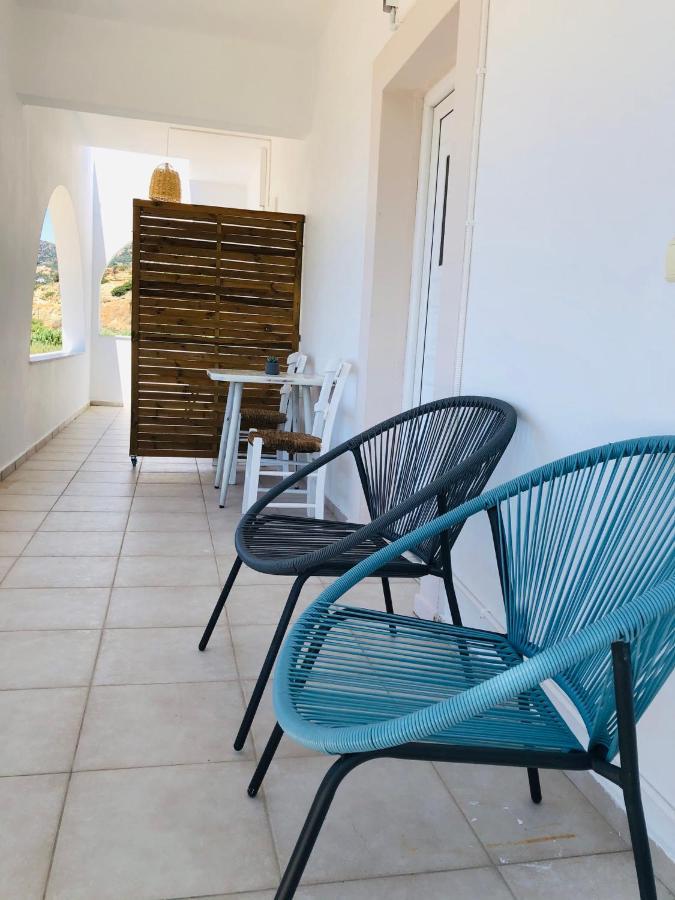 Mini Villas Avra Keratókambos Eksteriør billede