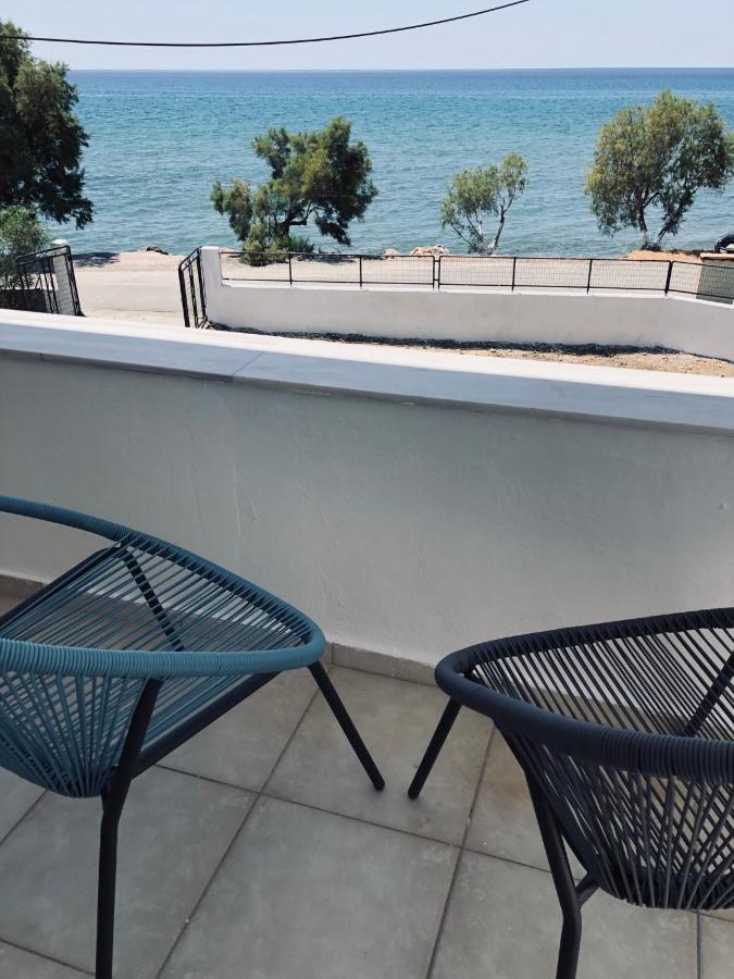 Mini Villas Avra Keratókambos Eksteriør billede