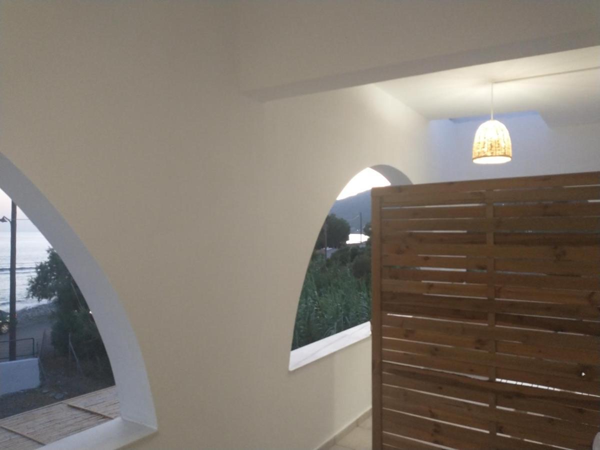 Mini Villas Avra Keratókambos Eksteriør billede